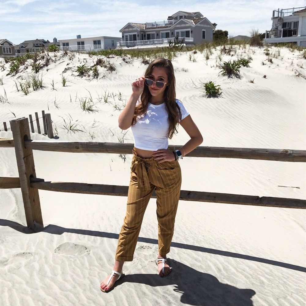 Meet your Posher, Samantha